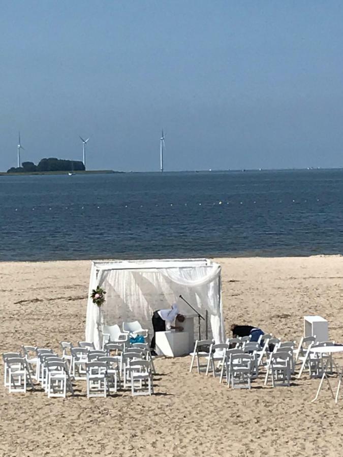 Bungalow Kleine Deichperle, Strand Und Deich In Unmittelbarer Naehe! Lemmer Kültér fotó